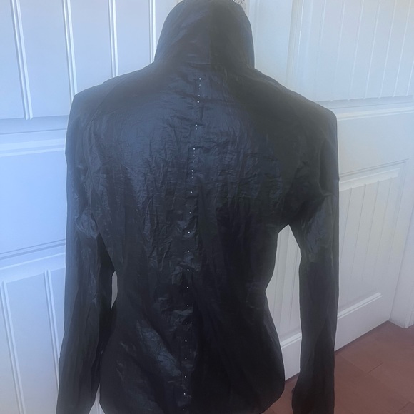 Lululemon Light Packable Pullover Jacket - Picture 2 of 3